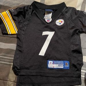 18month size Steelers Jersey. Smoke free home.